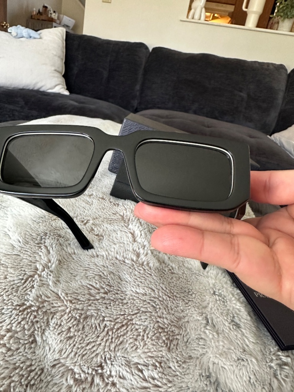 Prada Sunnies - Picture 3 of 4